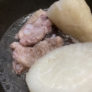 豚軟骨の煮込み